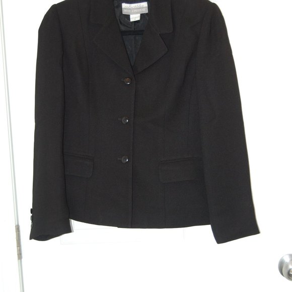 Collectables Petite Sophisticates Lined Women's 3 Button Black Jacket Size 4 - Picture 7 of 13